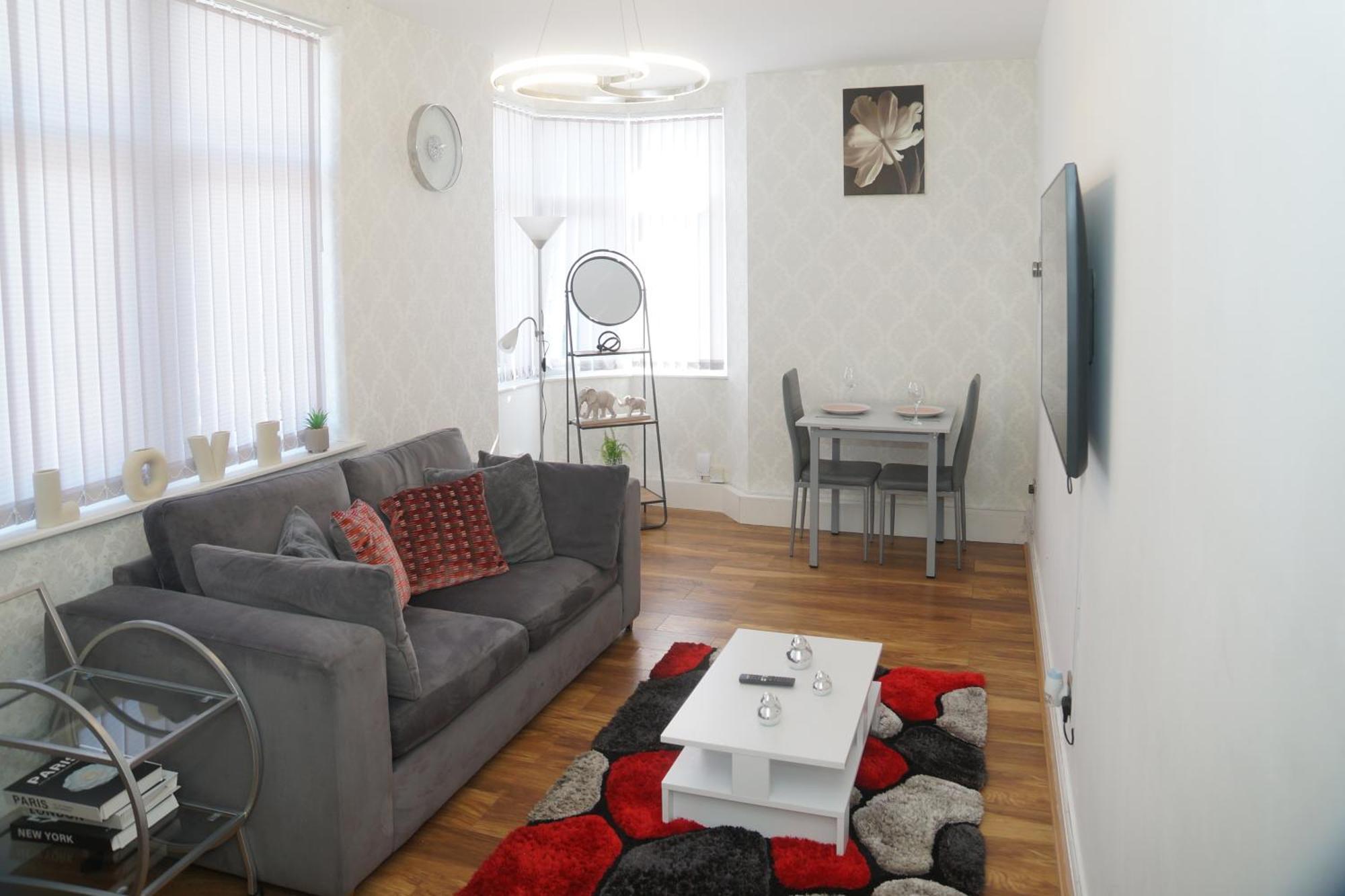 Affordably Elegant Apartments Close To Coop Live, Etihad Stadium And Manchester City Centre Exterior photo
